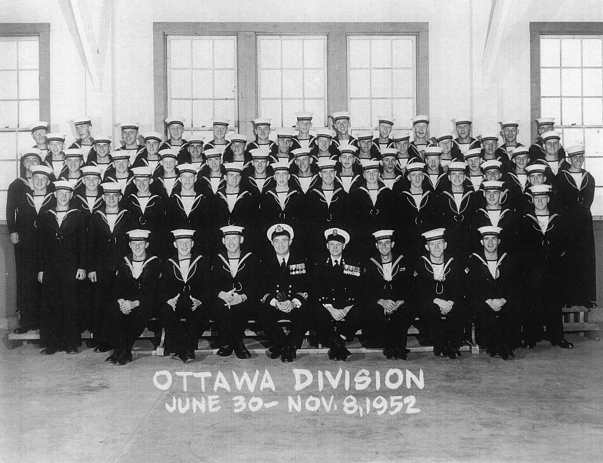 Royal Canadian Navy : HMCS Cornwallis, Ottawa Division, 1952.