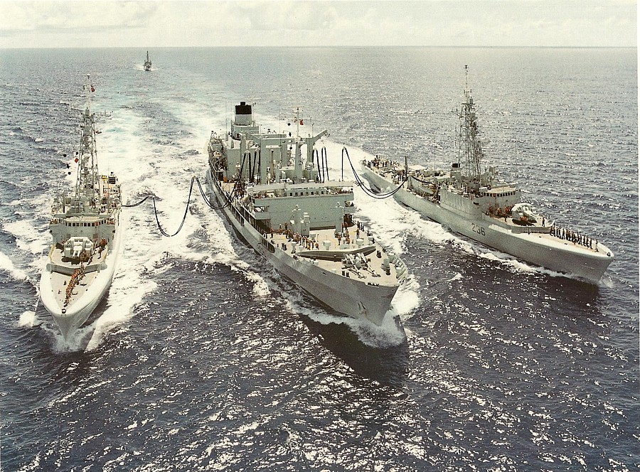 Royal Canadian Navy : HMCS Provider.