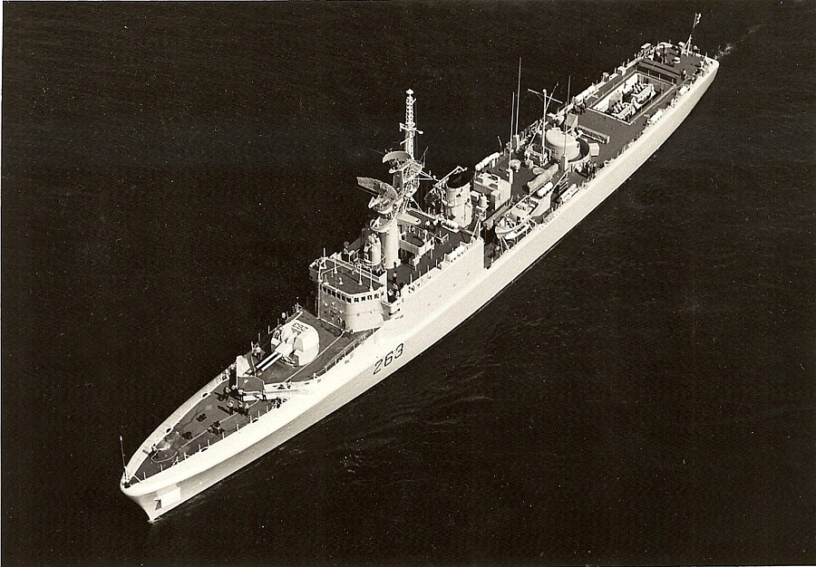 Royal Canadian Navy : HMCS Yukon.