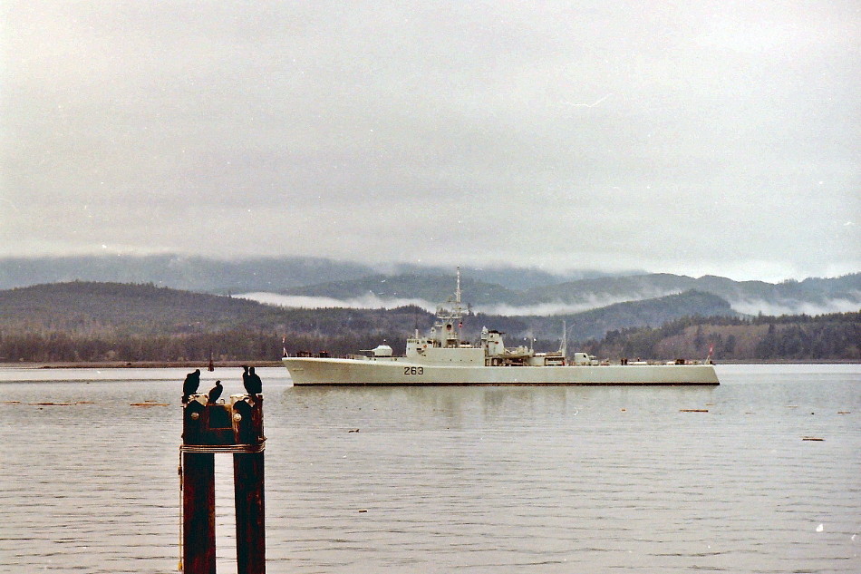 Royal Canadian Navy : HMCS Yukon.