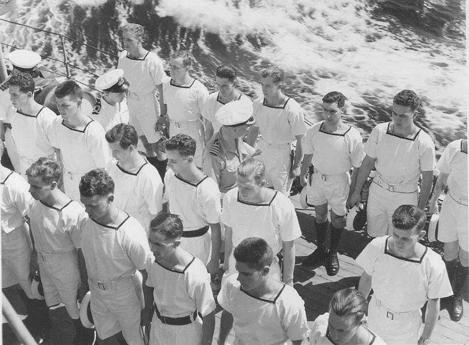 Royal Canadian Navy : Crew of HMCS Prince Robert