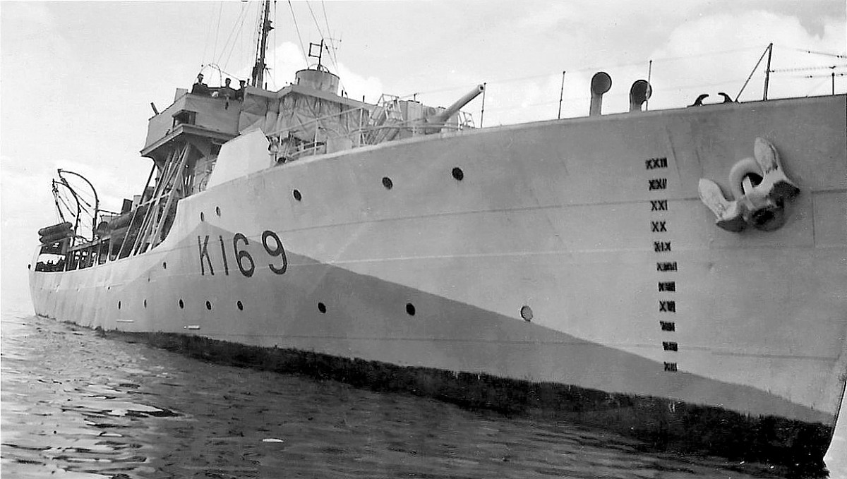 Royal Canadian Navy : HMCS Rosthern, 1944