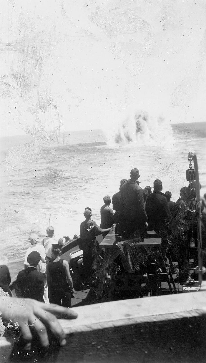 Royal Canadian Navy : HMCS Cobalt, 1944