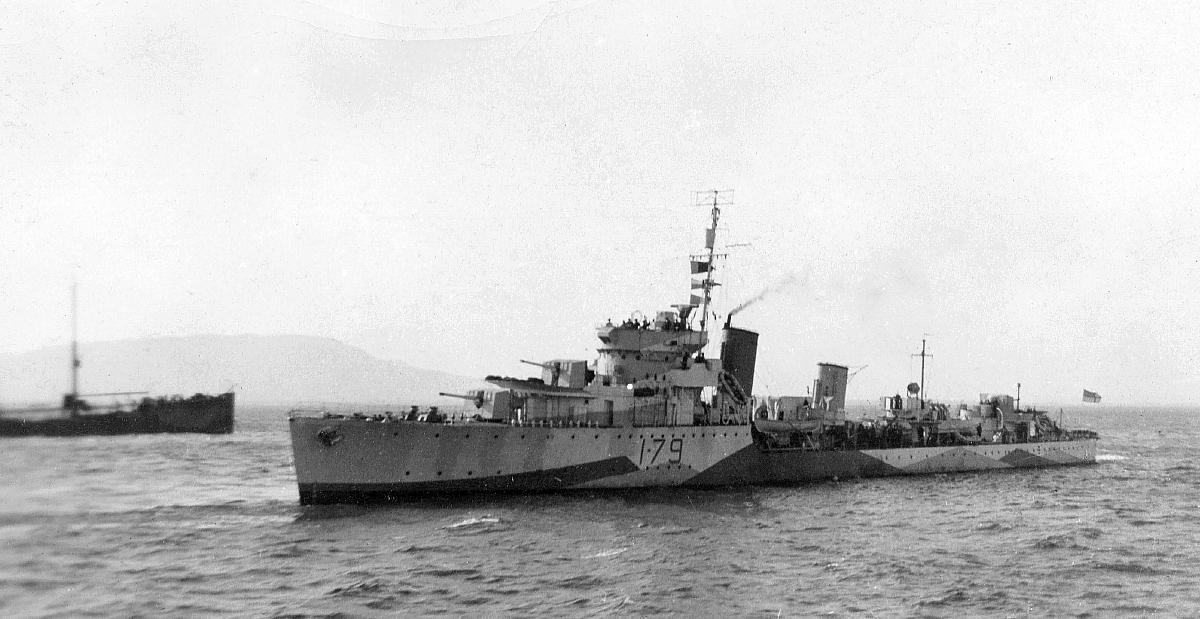 HMCS Saguenay, river class destroyer