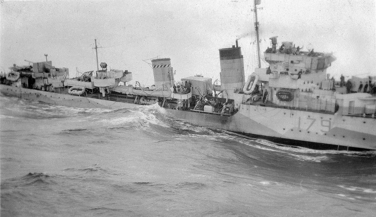 HMCS Saguenay in rough weather