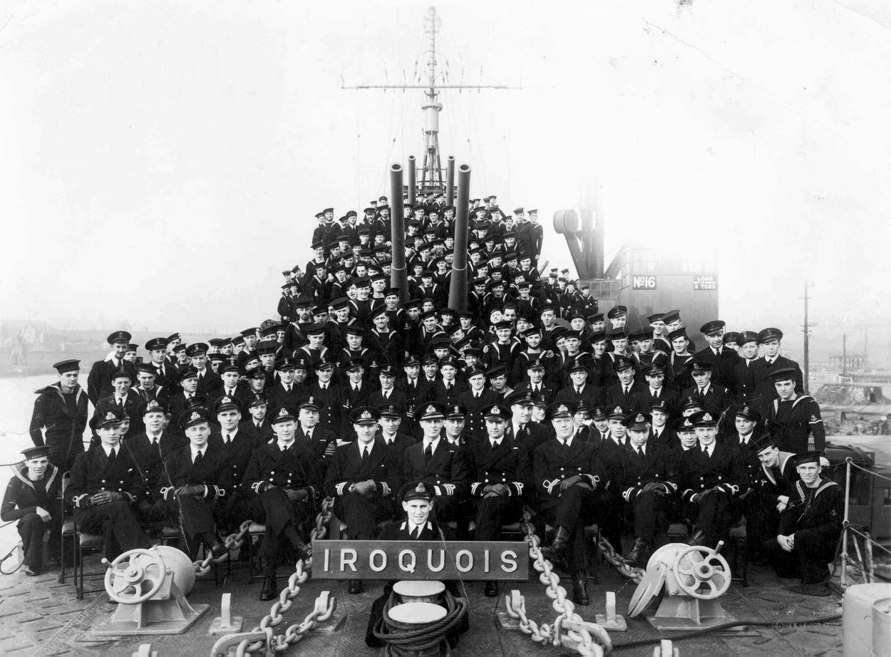 Royal Canadian Navy : Crew of HMCS Iroquois, 1942