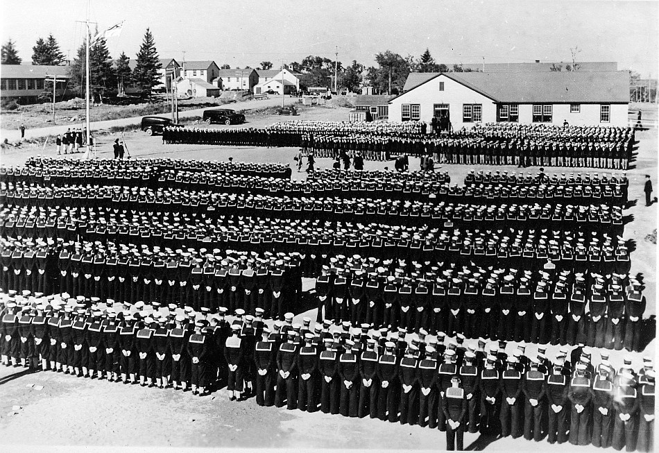 Royal Canadian Navy : HMCS Cornwallis.