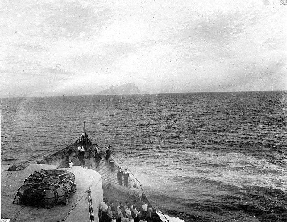 Royal Canadian Navy : HMCS Ontario, 1945.