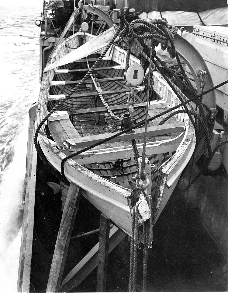 Royal Canadian Navy : HMCS Ontario, 1945.