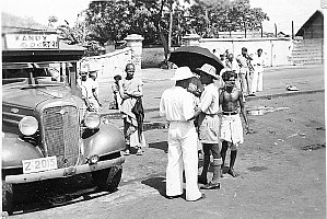 Ceylon street scene with taxi or small bus