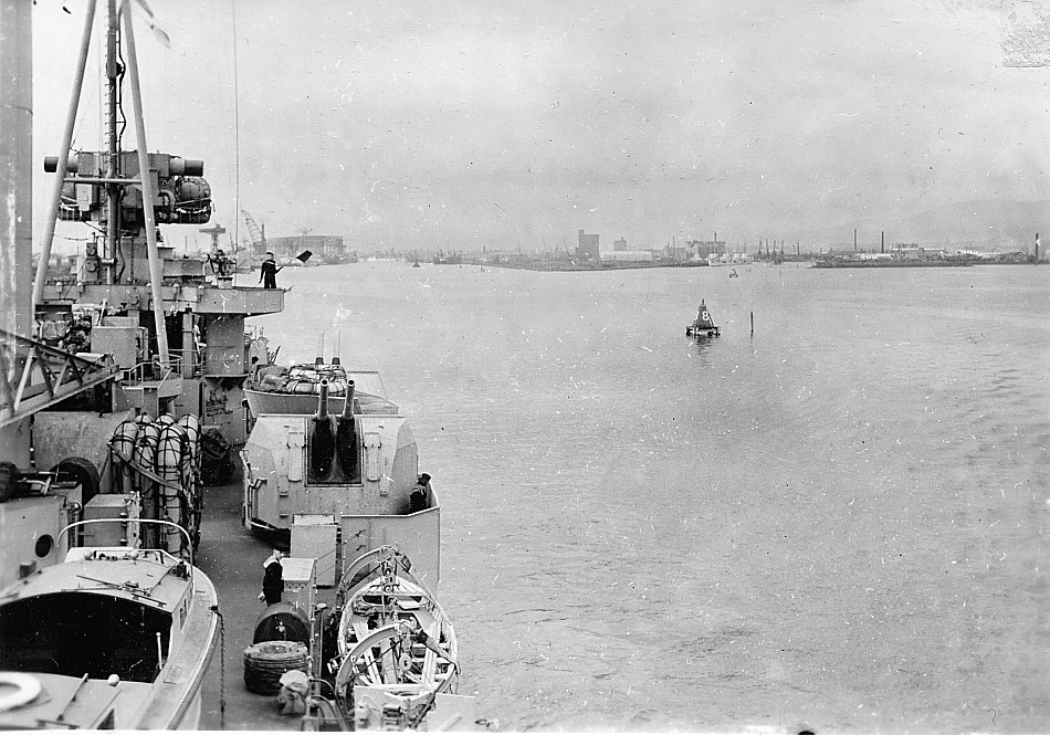 Royal Canadian Navy : HMCS Ontario, 1945.