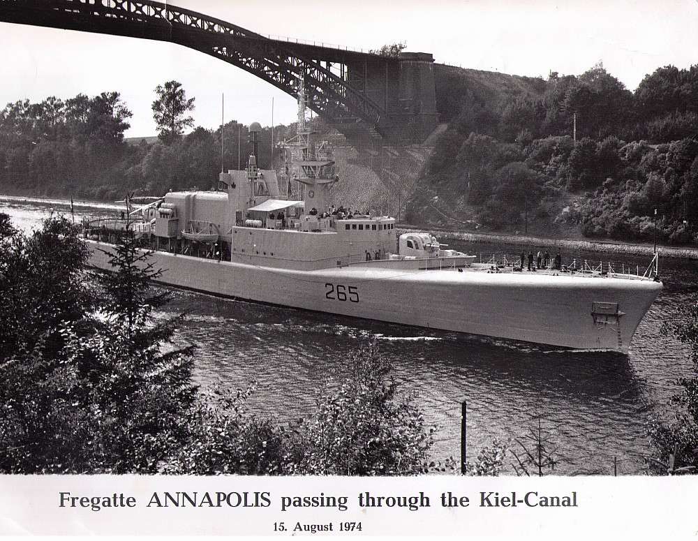 Royal Canadian Navy : HMCS Annapolis.