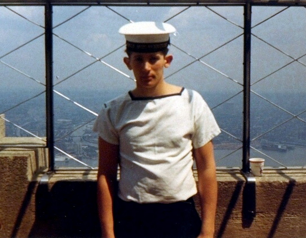 Royal Canadian Navy : HMCS Bonaventure in New York.