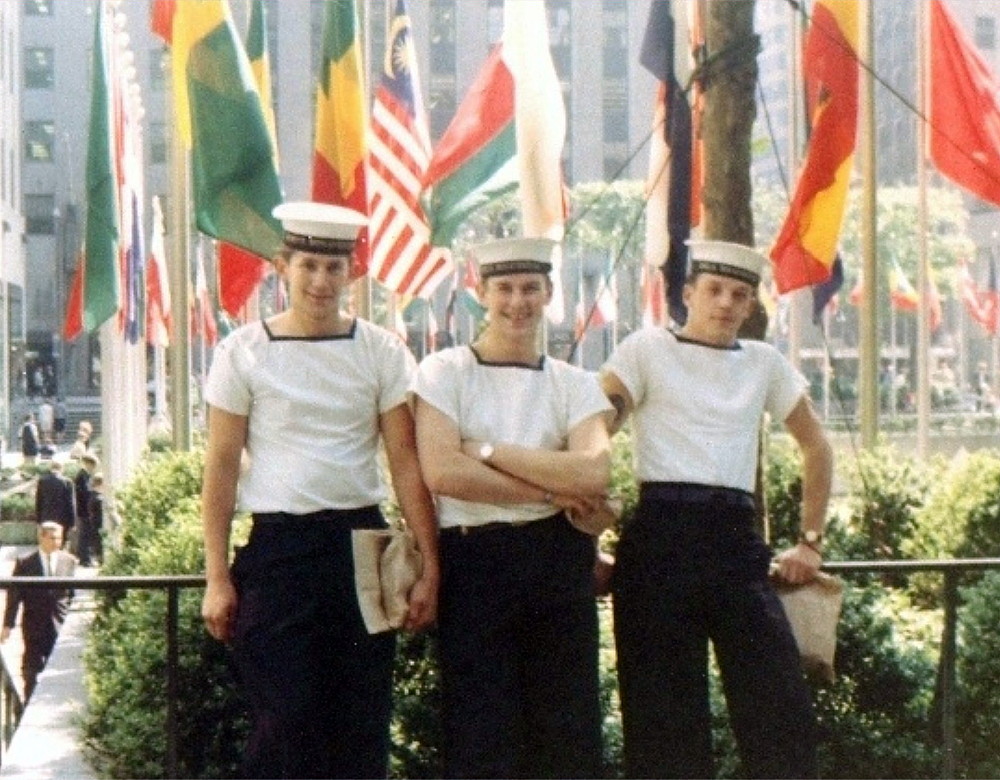 Royal Canadian Navy : HMCS Bonaventure in New York.