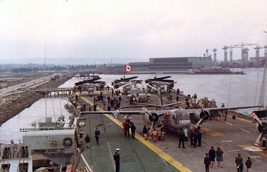 Royal Canadian Navy : HMCS Bonaventure in Belfast.