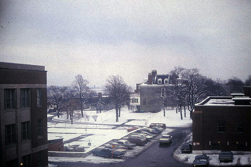 Royal Canadian Navy : HMCS Stadacona, 1969.