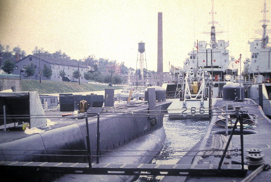 Royal Canadian Navy : HMC Dockyard, 1969.