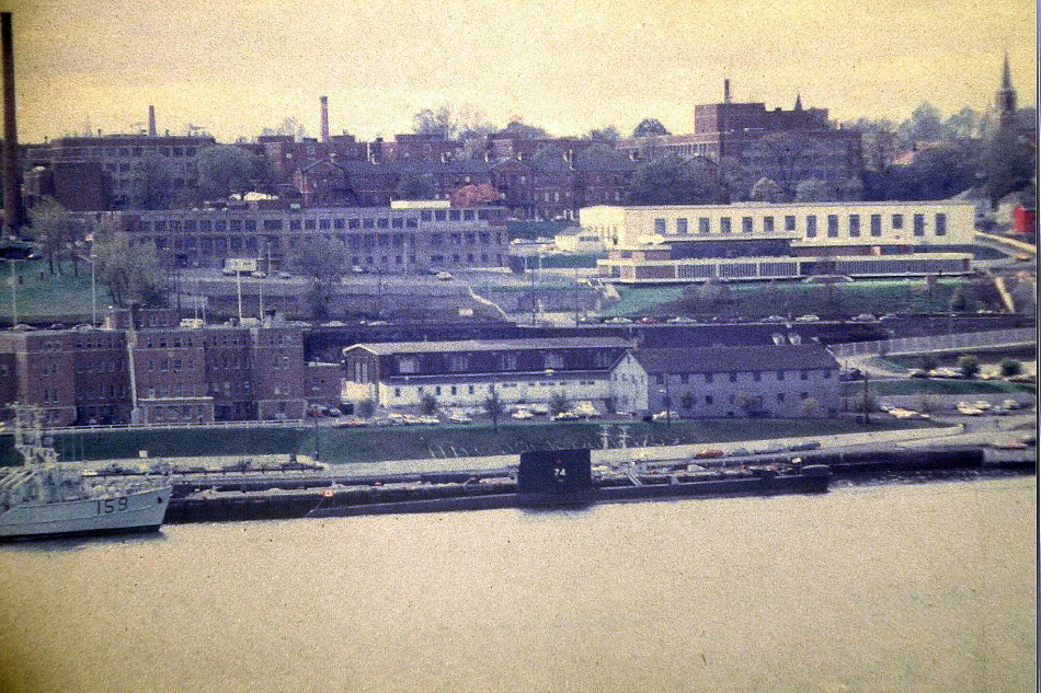 Royal Canadian Navy : HMC Dockyard, Halifax.