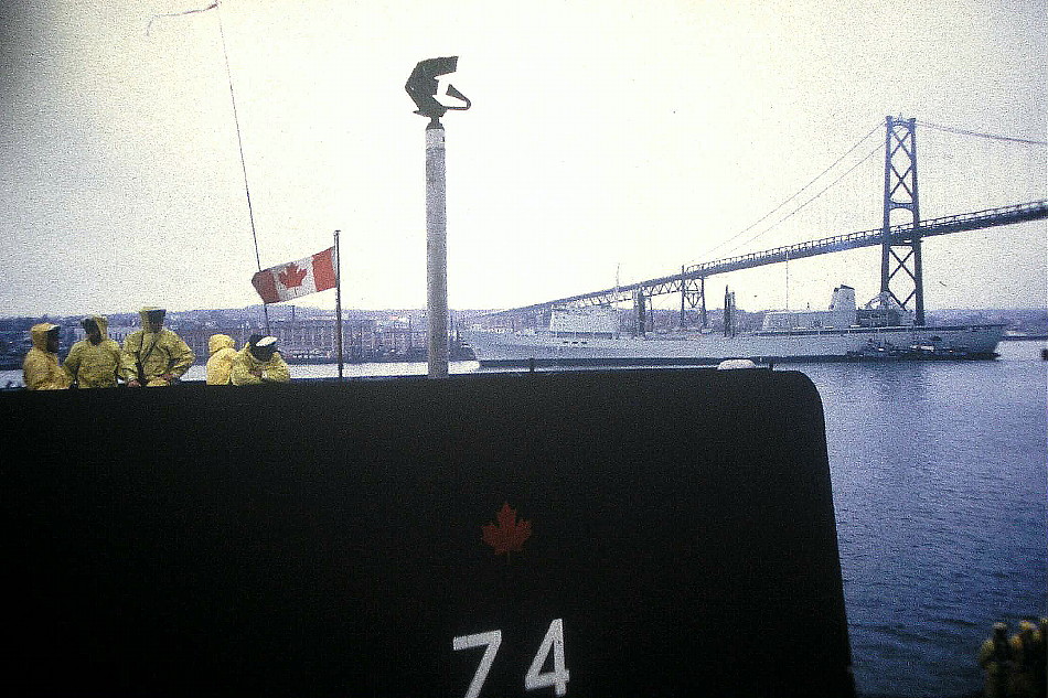 Royal Canadian Navy : HMCS Okanagan, HMC Dockyard, Halifax.