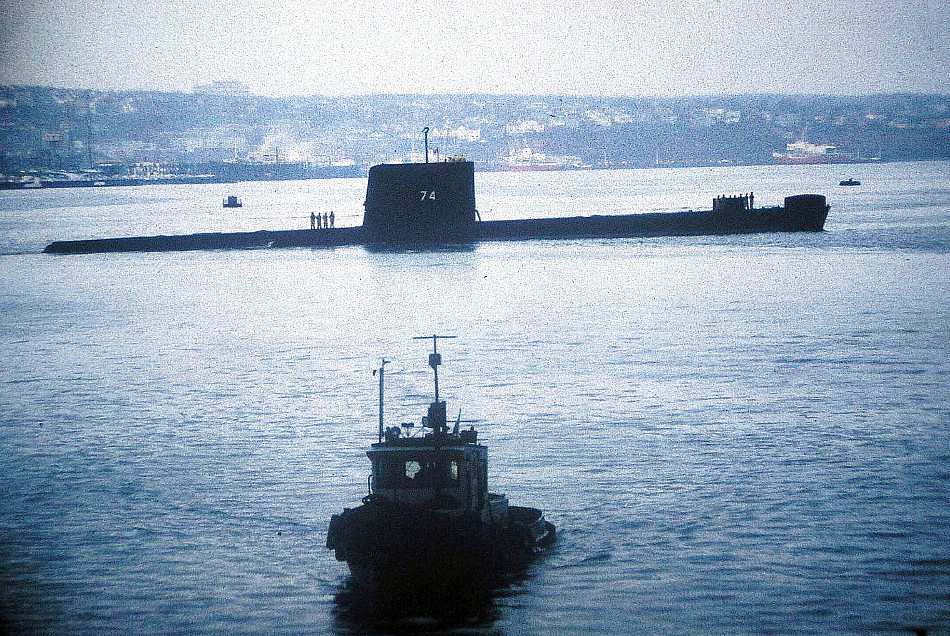 Royal Canadian Navy : HMCS Okanagan, HMC Dockyard, Halifax.