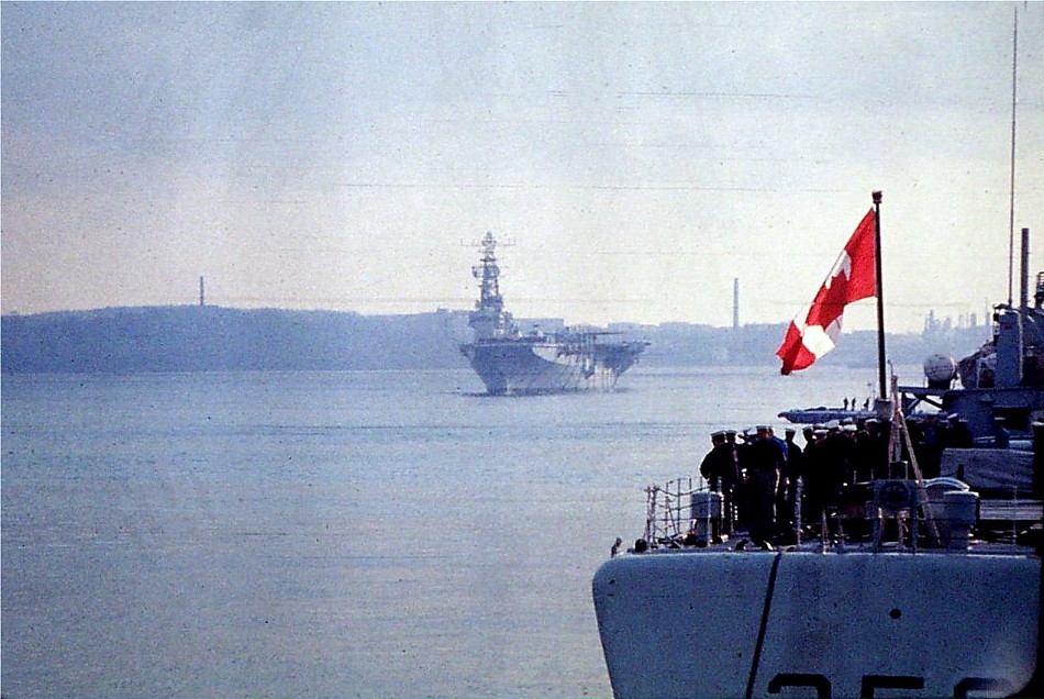 Royal Canadian Navy : HMCS Bonaventure, HMC Dockyard, Halifax.