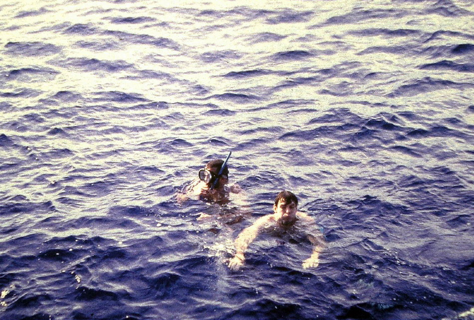 Royal Canadian Navy : HMCS Okanagan, BBQ at sea.