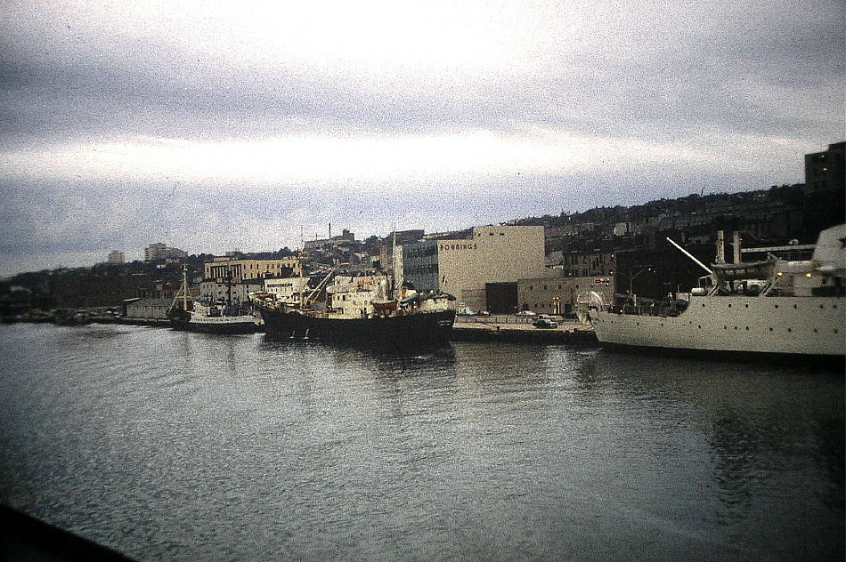 Royal Canadian Navy : HMCS Okanagan in St John's Newfoundland.