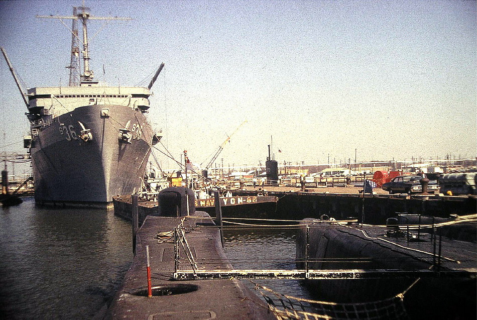 Royal Canadian Navy : US Submarines in Norfolk, Virginia.