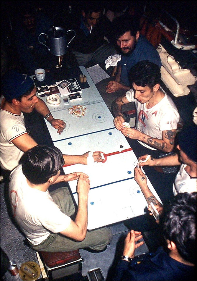 Royal Canadian Navy : Card hockey tournament on HMCS Okanagan.