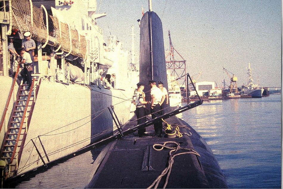 Royal Canadian Navy : HMCS Okanagan, Dependents' Day Cruise.