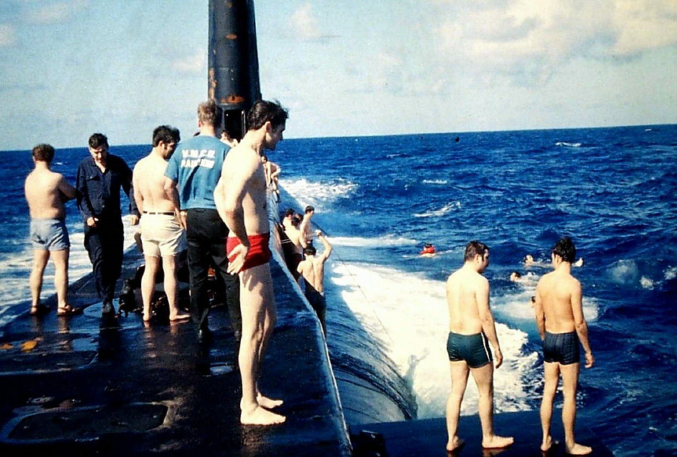 Royal Canadian Navy : HMCS Okanagan Barbeque at sea, Feb., 1974.