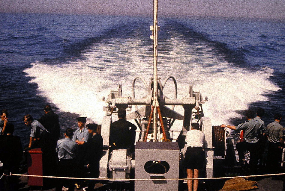 Royal Canadian Navy : HMCS Nipigon, Great Lakes Cruise, July 1975.