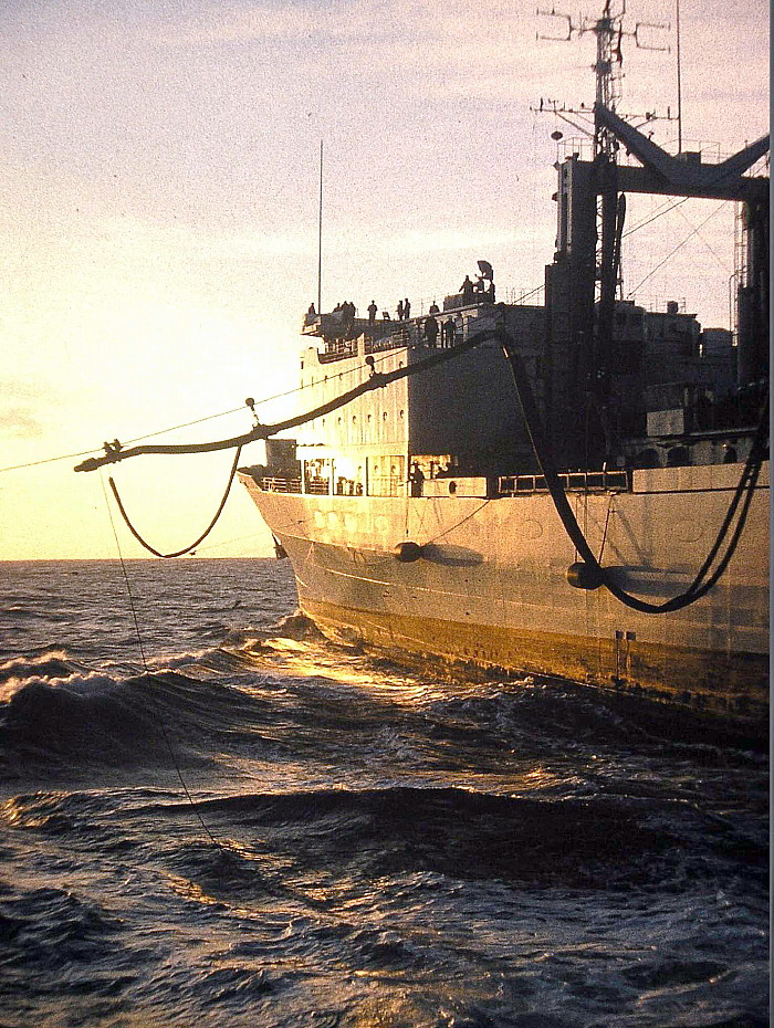 Royal Canadian Navy : HMCS Nipigon in Hamburg, Germany, October, 1975.