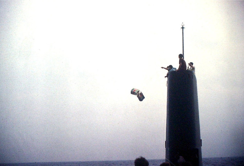 Royal Canadian Navy : HMCS Okanagan at sea, August, 1976.