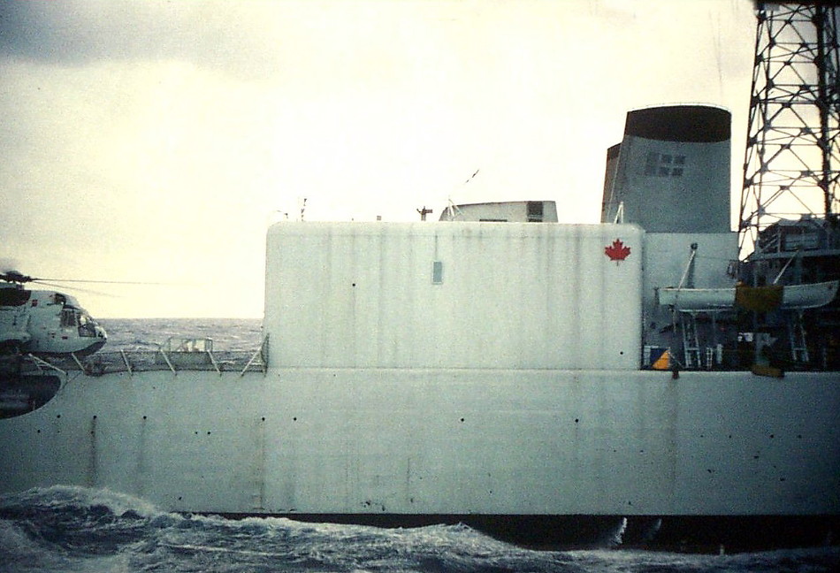 Royal Canadian Navy : HMCS Iroquois, at sea, 1978.