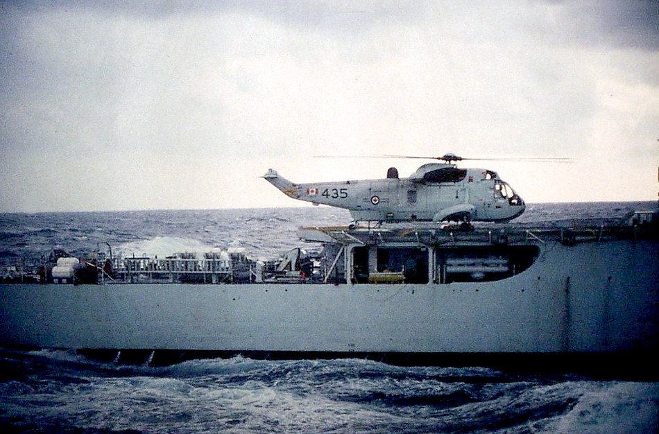 Royal Canadian Navy : HMCS Iroquois, at sea, 1978.