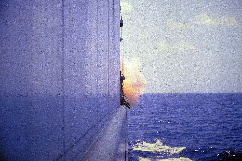 Royal Canadian Navy : HMCS Iroquois, Test Firing Missiles, 1980.