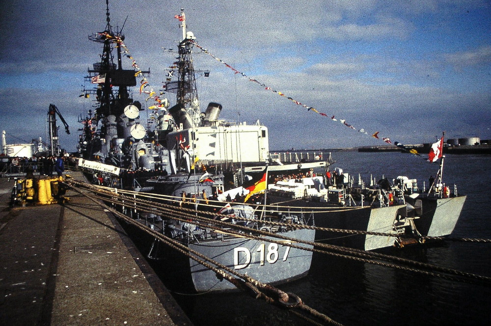 Royal Canadian Navy : HMCS Athabaskan & FGS Rommel, NATO Deployment, 1983.