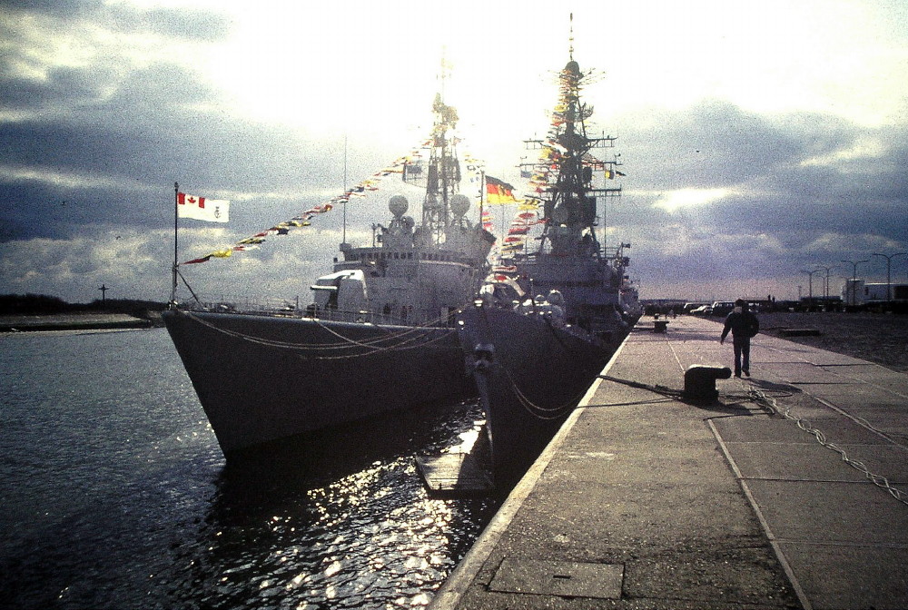 Royal Canadian Navy : HMCS Athabaskan & FGS Rommel, NATO Deployment, 1983.