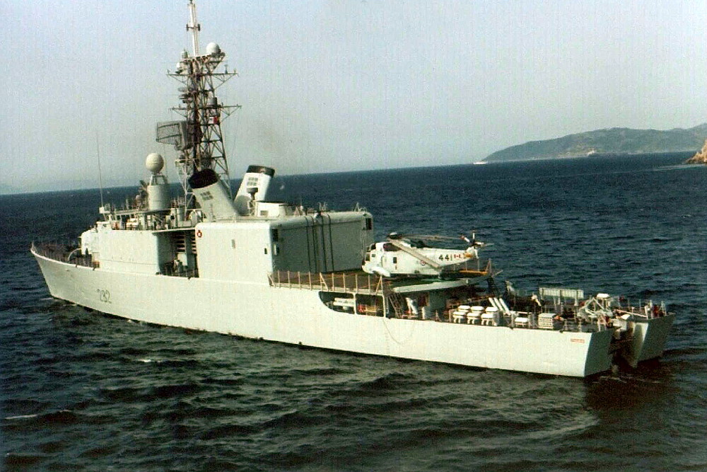 Royal Canadian Navy : HMCS Athabaskan, visit to Gibraltar, 1983.