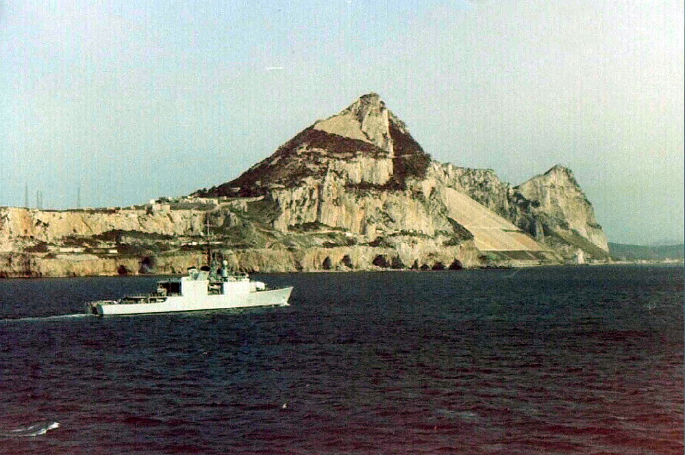 Royal Canadian Navy : HMCS Athabaskan, visit to Gibraltar, 1983.