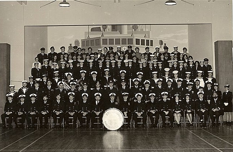 Royal Canadian Navy : HMCS Discovery.