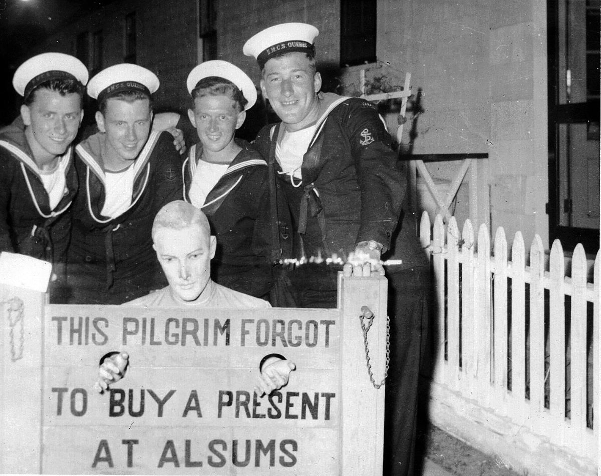 Royal Canadian Navy : HMCS Quebec, 1953