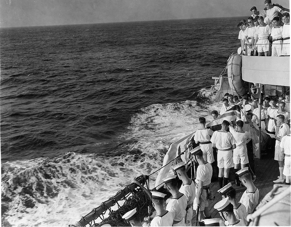 Royal Canadian Navy : Burial at sea on HMCS Prince Robert.