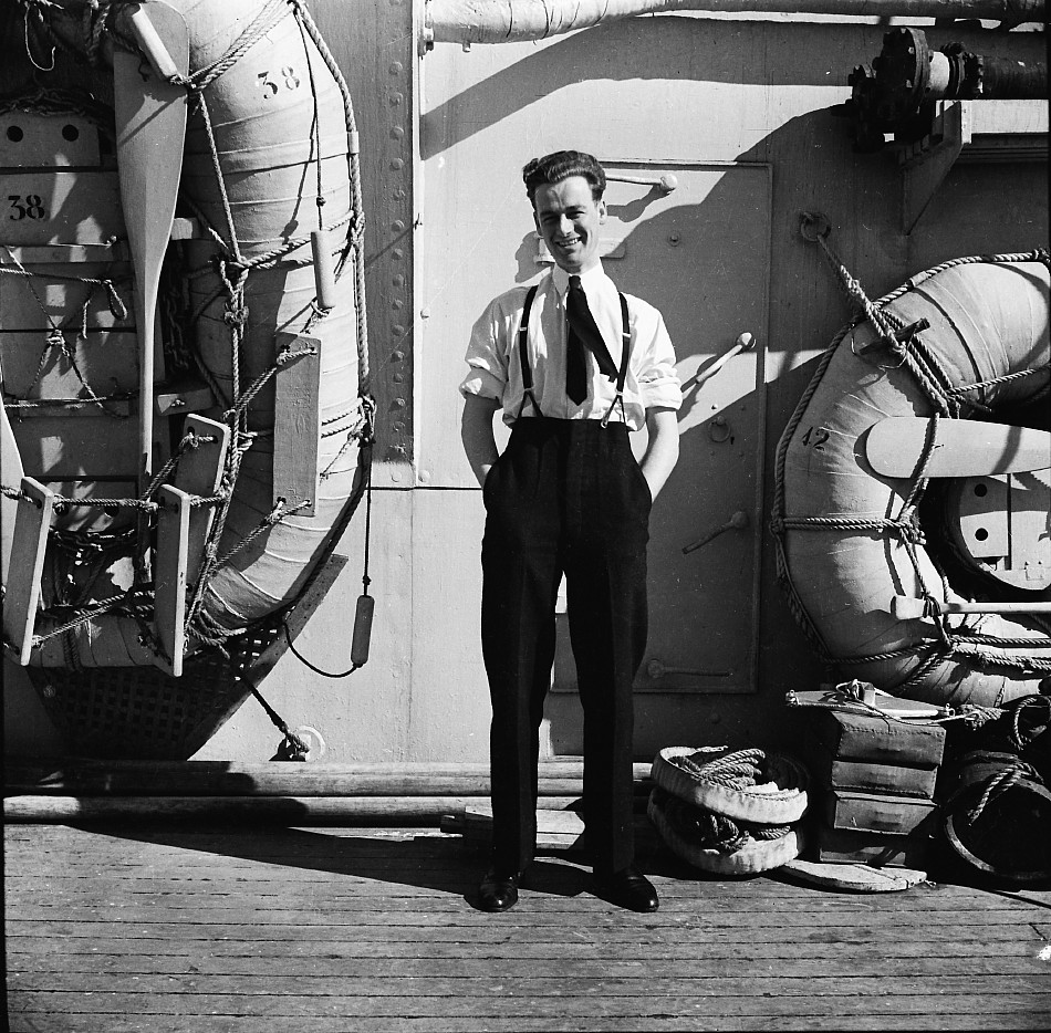 Royal Canadian Navy : Jack Miller, 1943.
