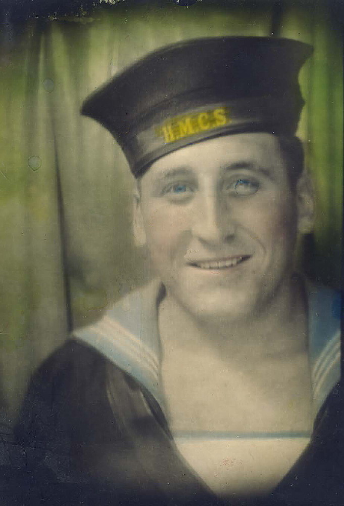 Royal Canadian Navy : Vernon Clarence Miller portrait