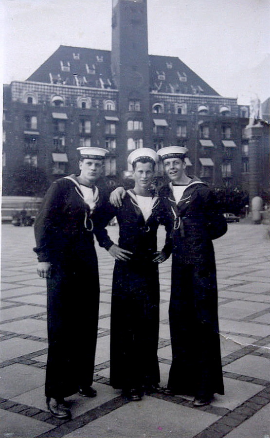 Royal Canadian Navy : Copenhagen, 1964.