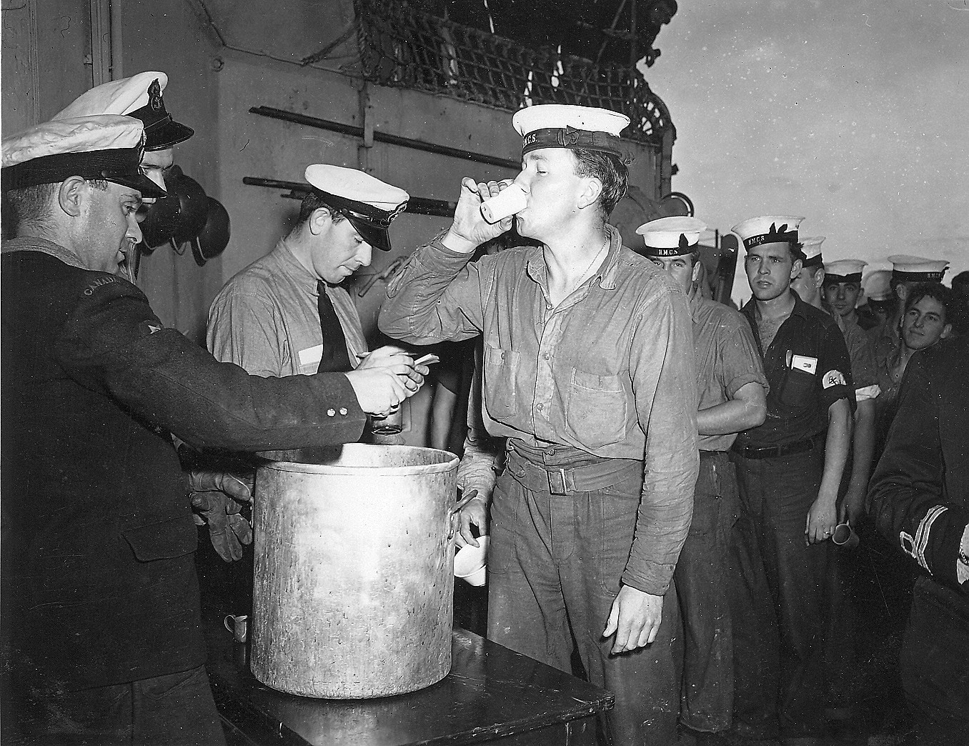 Royal Canadian Navy : HMCS Prince Robert, rum ration