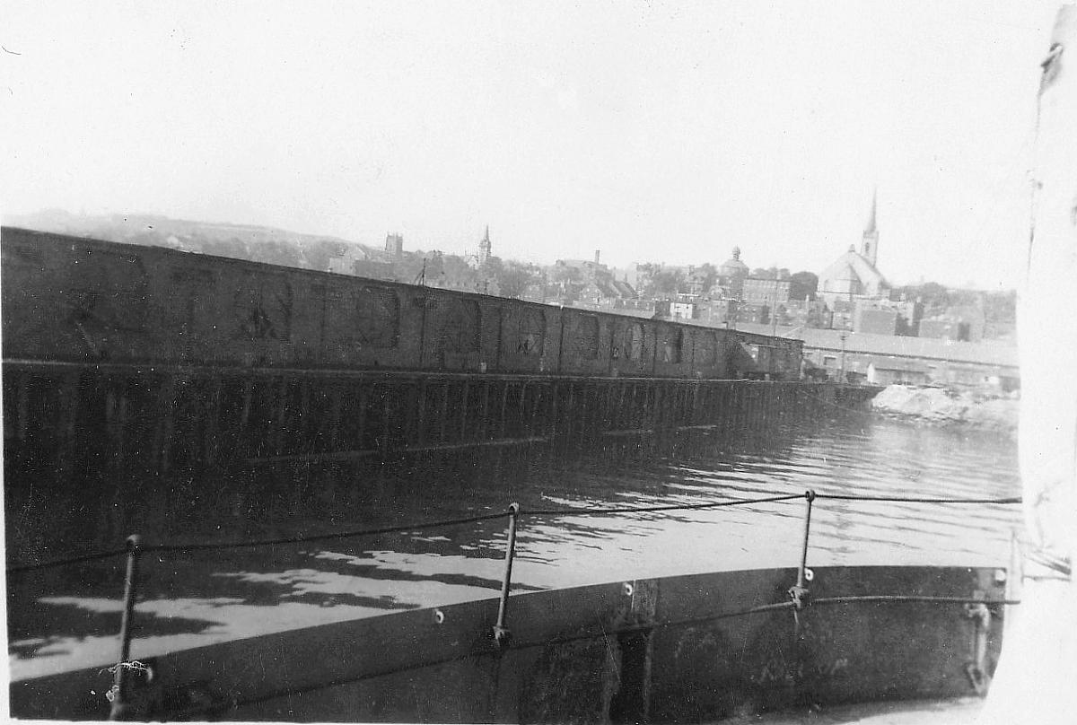 Sioux coming alongside O Jetty.