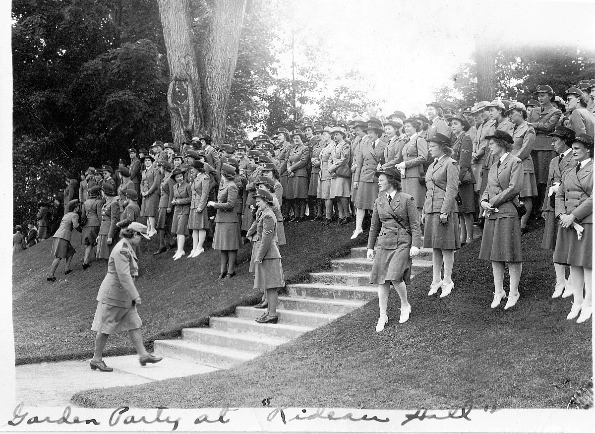 Garden party for Princess Alice